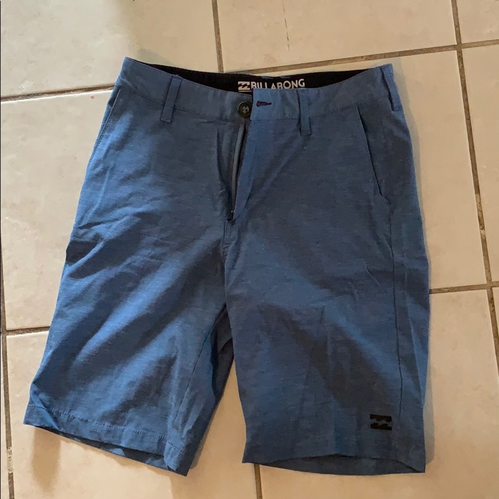 Shorts - Picture 2 of 4